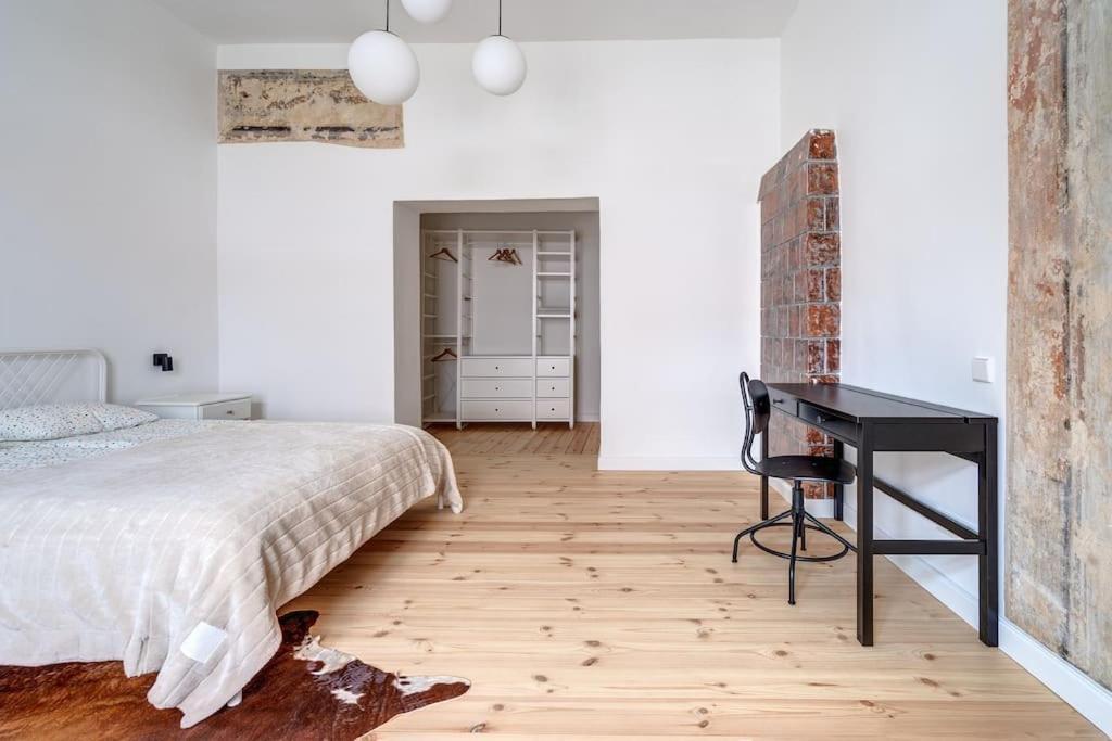 Spacious 2-Bedroom Flat In Old Town By Urban Rent Vilna Exterior foto