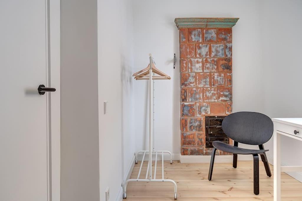 Spacious 2-Bedroom Flat In Old Town By Urban Rent Vilna Exterior foto