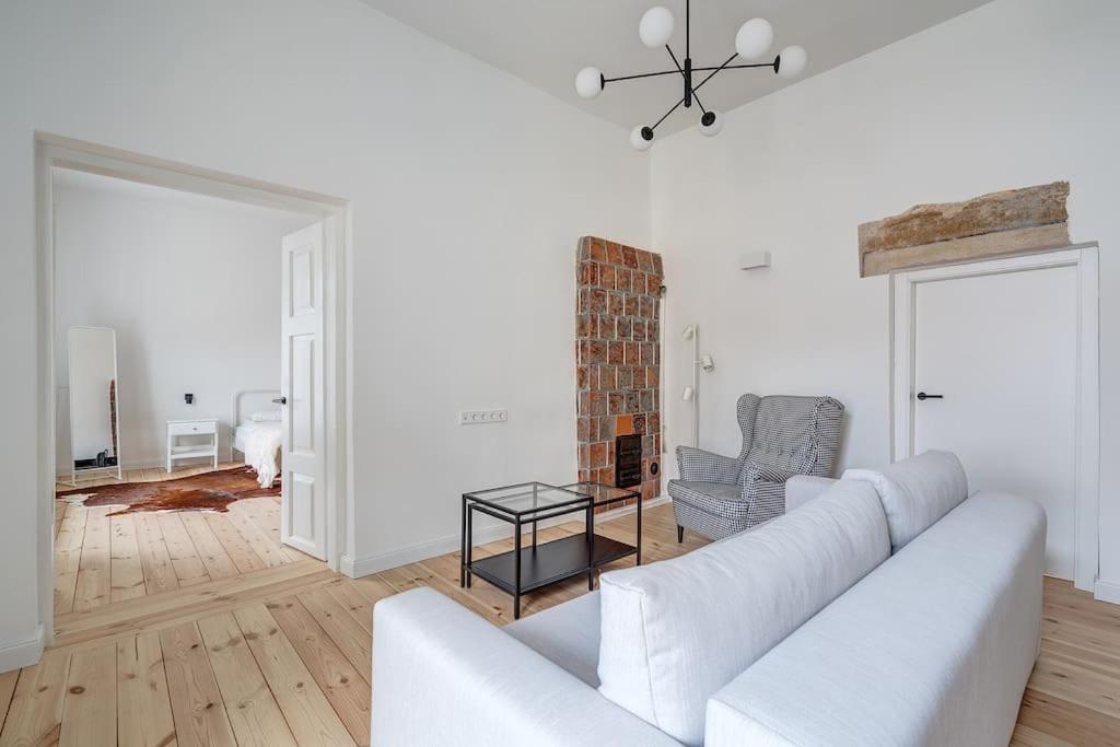Spacious 2-Bedroom Flat In Old Town By Urban Rent Vilna Exterior foto