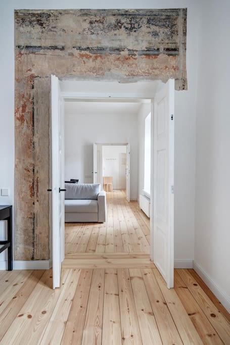 Spacious 2-Bedroom Flat In Old Town By Urban Rent Vilna Exterior foto