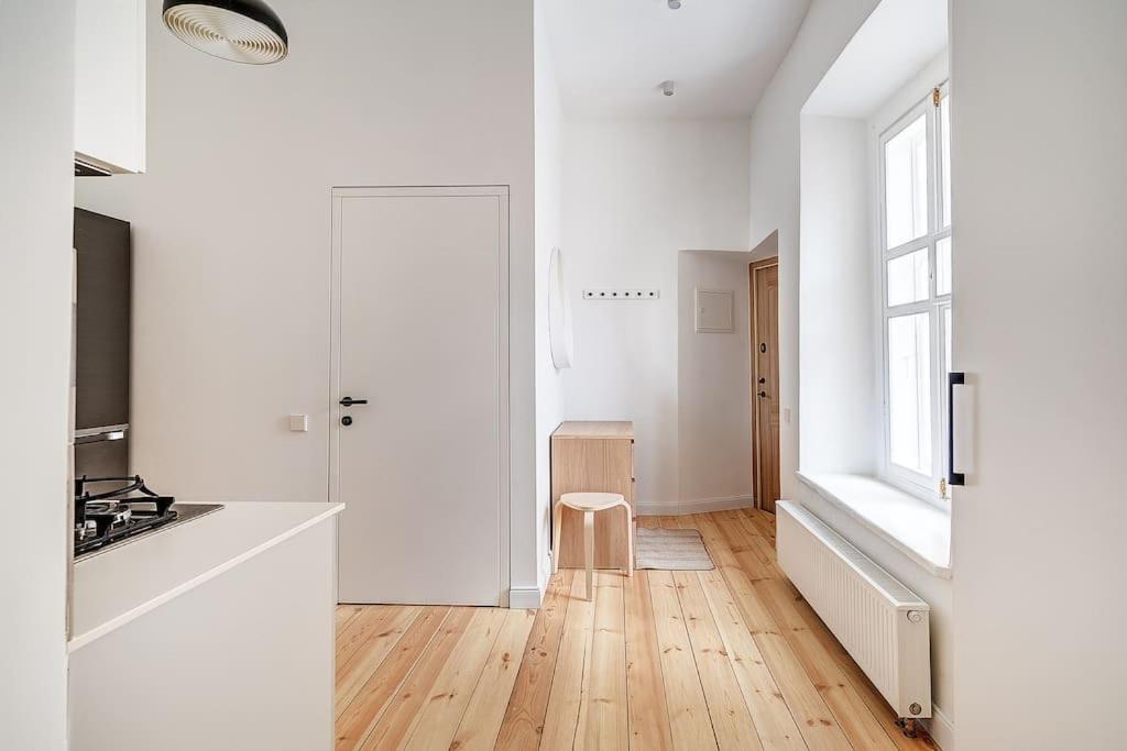 Spacious 2-Bedroom Flat In Old Town By Urban Rent Vilna Exterior foto