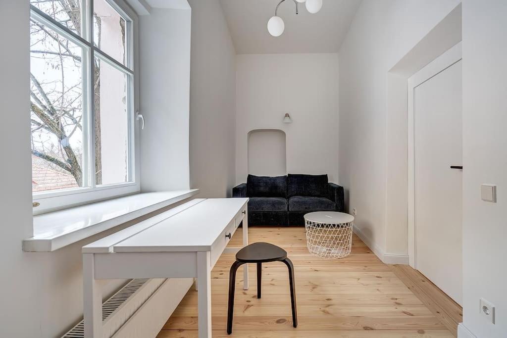 Spacious 2-Bedroom Flat In Old Town By Urban Rent Vilna Exterior foto