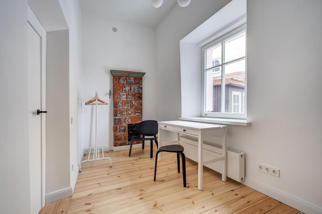Spacious 2-Bedroom Flat In Old Town By Urban Rent Vilna Exterior foto